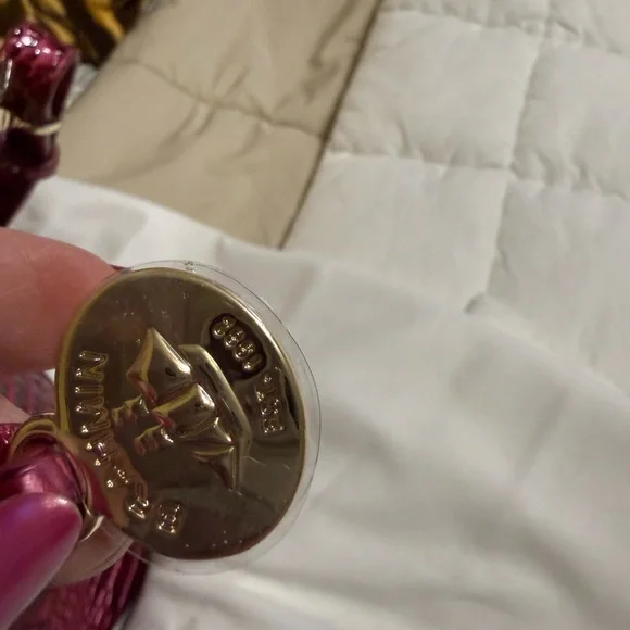 Brahmin Croc-Embossed Tote in hard to find POMEGRANATE! - Picture 7 of 13